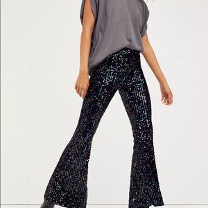 Free People Sequin Flare Pants💙